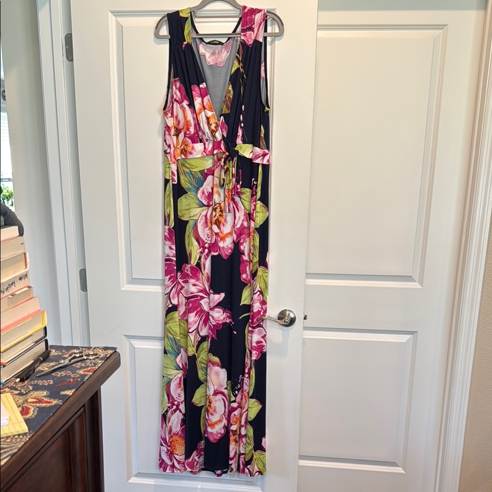 Cameo Floral Maxi Dress
